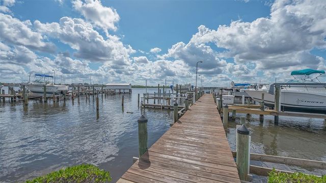 13 OAK STREET, Bradenton, FL 34208