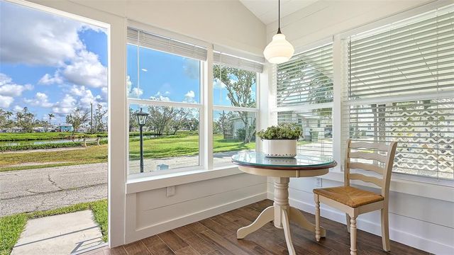 13 OAK STREET, Bradenton, FL 34208