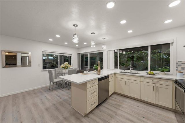 1001 Phelps Avenue, San Jose, CA 95117
