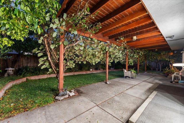 1001 Phelps Avenue, San Jose, CA 95117