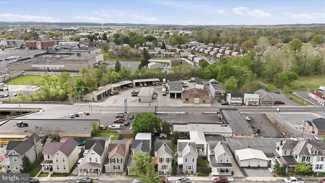 254 W QUEEN ST, Chambersburg, PA 17201
