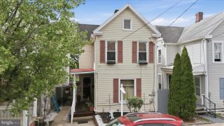 254 W QUEEN ST, Chambersburg, PA 17201