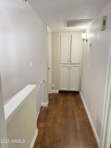 222 W Brown Road 8, Mesa, AZ 85201