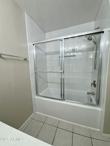 222 W Brown Road 8, Mesa, AZ 85201