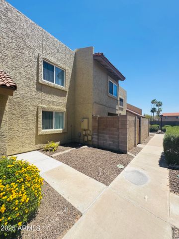 222 W Brown Road 8, Mesa, AZ 85201