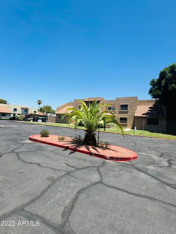 222 W Brown Road 8, Mesa, AZ 85201