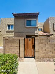 222 W Brown Road 8, Mesa, AZ 85201