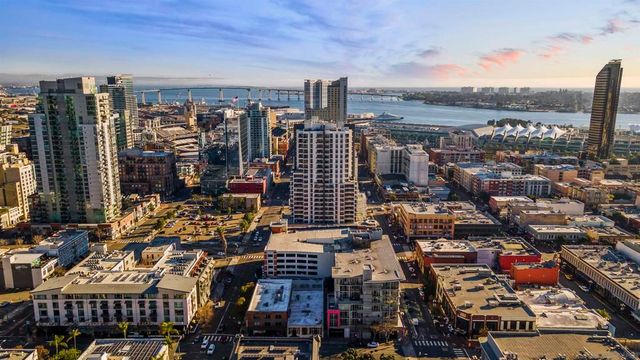 575 6th Ave 804, San Diego, CA 92101