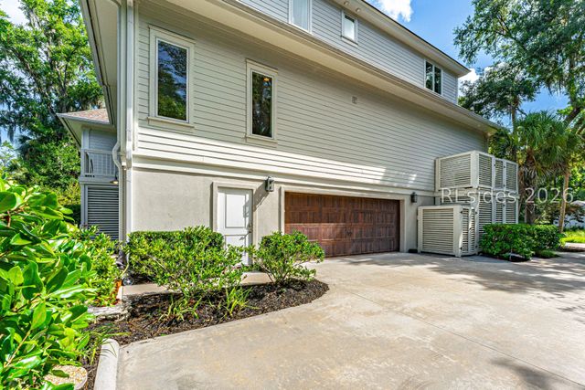 24 Rum Row, Hilton Head Island, SC 29928
