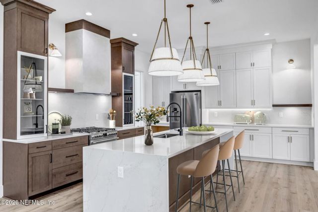 909 EAGLE Drive, St. Augustine, FL 32086