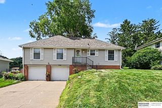 9758 Cady Avenue, Omaha, NE 68134