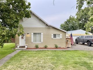10203 S McAlister Rd, Island City, OR 97850