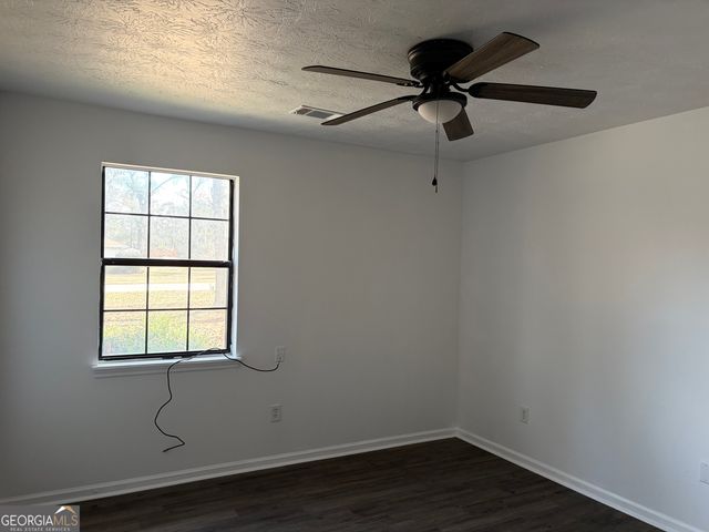 169 Ext N Jefferson Street, Lyons, GA 30436