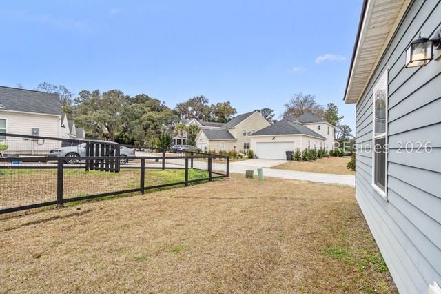 2947 Needlegrass Dr, Beaufort, SC 29902