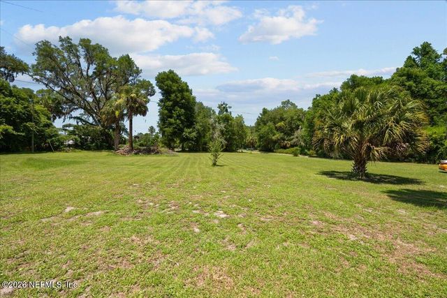4065 SILVER LAKE Drive, Palatka, FL 32177