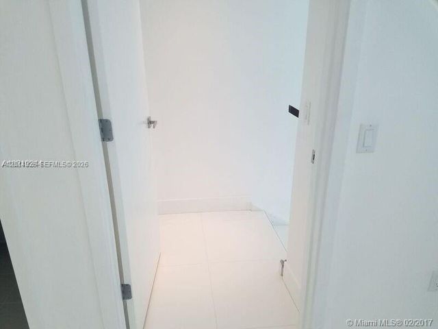 1080 Brickell Ave 909, Miami, FL 33131