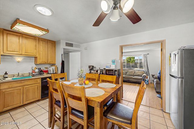 7420 E TAYLOR Street, Scottsdale, AZ 85257