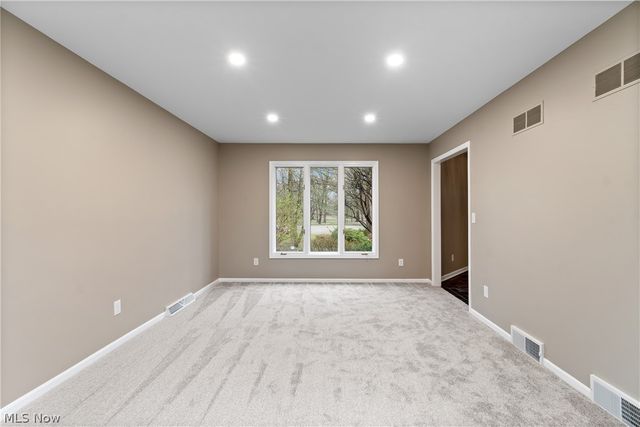 9466 Beryl Street NW, Massillon, OH 44646