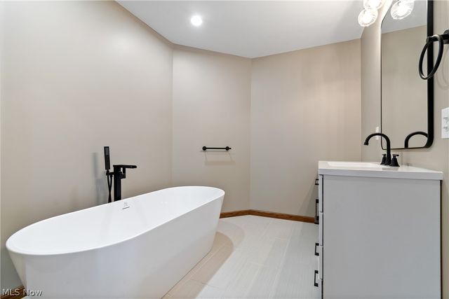 9466 Beryl Street NW, Massillon, OH 44646