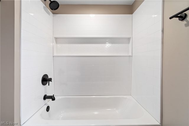 9466 Beryl Street NW, Massillon, OH 44646