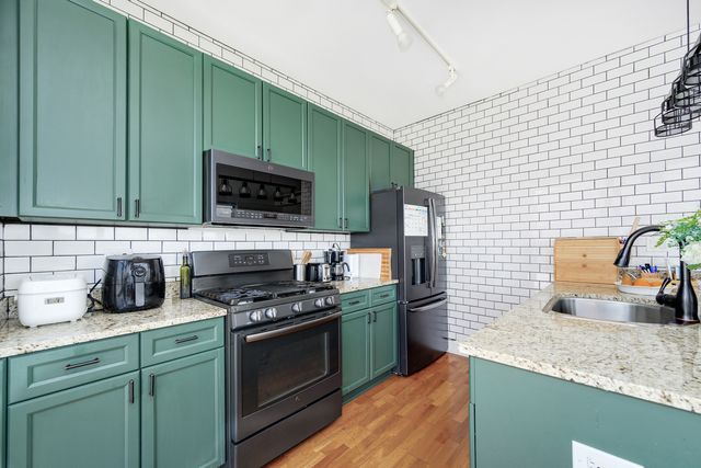 1260 W WASHINGTON Street 608, Chicago, IL 60607