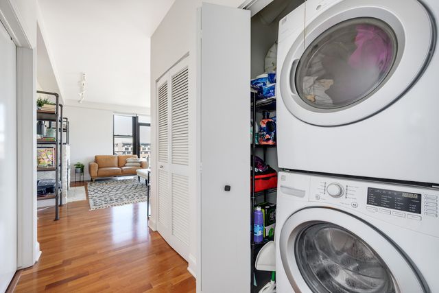 1260 W WASHINGTON Street 608, Chicago, IL 60607