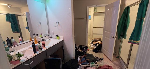 8014 Fieldfare Drive, Rosharon, TX 77583