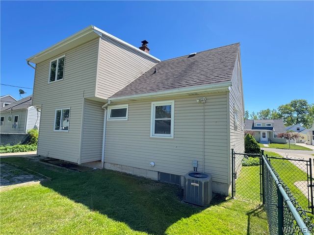 318 Forbes Avenue, Tonawanda, NY 14150