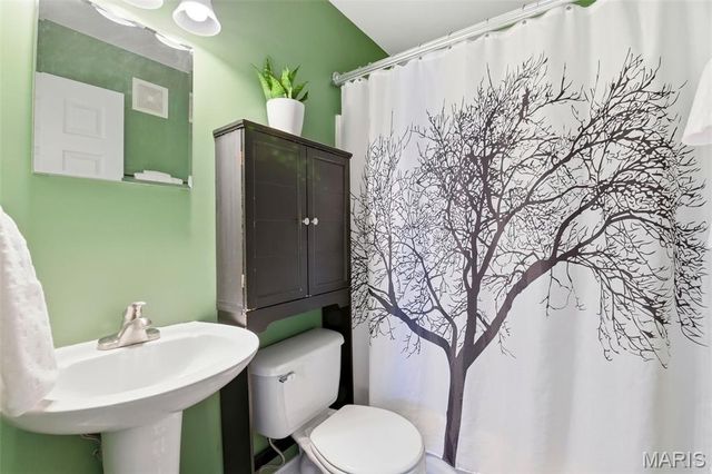 9705 Antigo Drive, St Louis, MO 63123