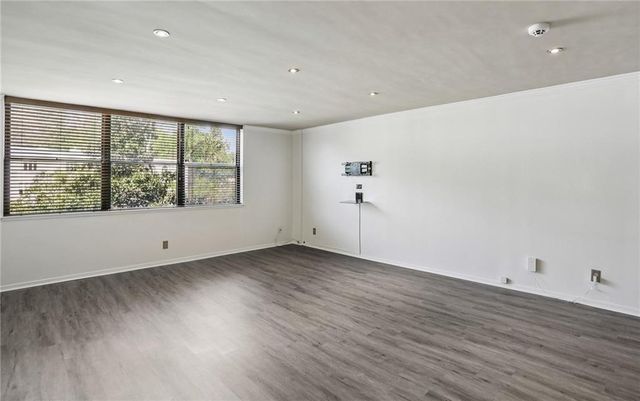 2965 Pharr Court South NW 316, Atlanta, GA 30305