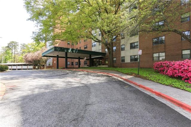 2965 Pharr Court South NW 316, Atlanta, GA 30305