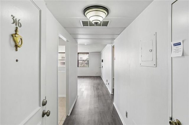 2965 Pharr Court South NW 316, Atlanta, GA 30305