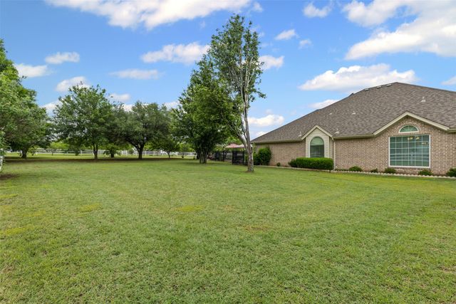 2009 Running Brook Drive, Joshua, TX 76058