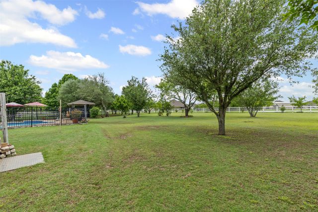 2009 Running Brook Drive, Joshua, TX 76058