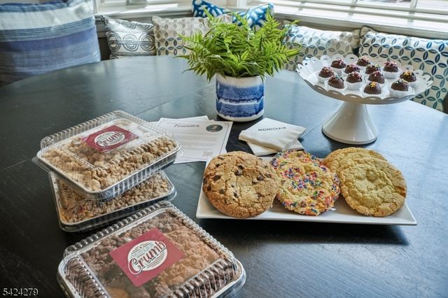 36 Edgemont Rd, Montclair Twp., NJ 07042