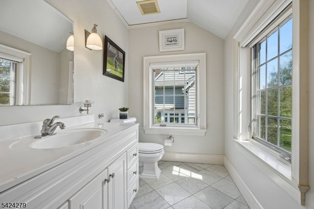 36 Edgemont Rd, Montclair Twp., NJ 07042