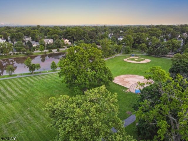 36 Edgemont Rd, Montclair Twp., NJ 07042