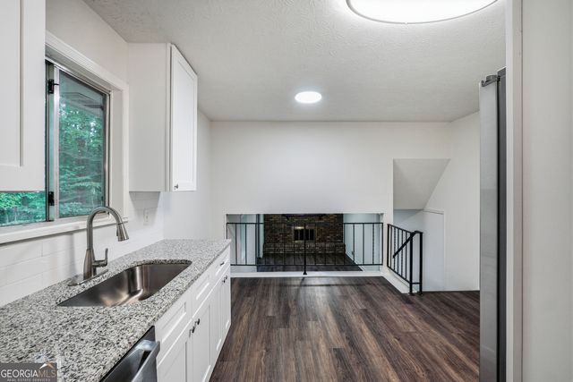 7052 Lodgepole Drive, Morrow, GA 30260