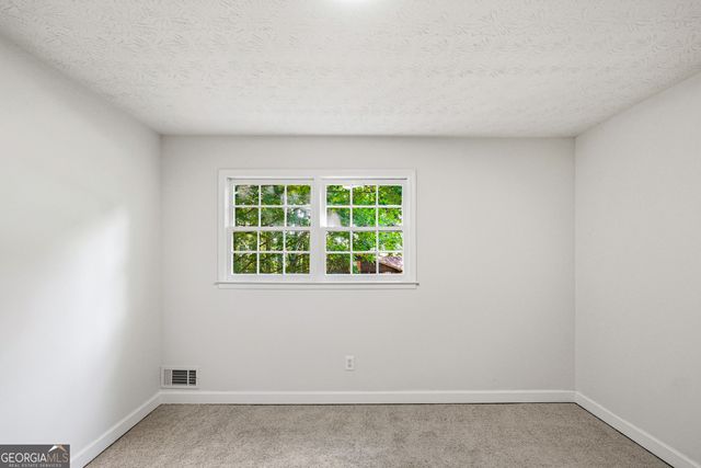 7052 Lodgepole Drive, Morrow, GA 30260