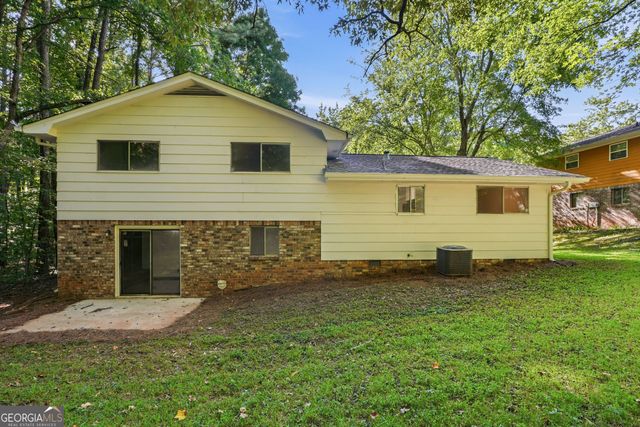 7052 Lodgepole Drive, Morrow, GA 30260