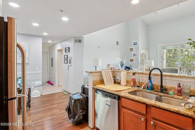 8550 TOUCHTON Road 1334, Jacksonville, FL 32216