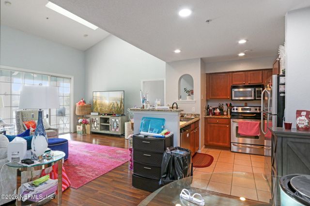 8550 TOUCHTON Road 1334, Jacksonville, FL 32216