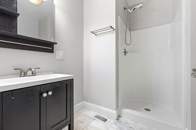 191 Everett St 1, Boston, MA 02128