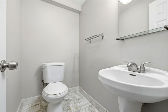 191 Everett St 1, Boston, MA 02128