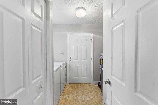 34 RENAISSANCE DR, Martinsburg, WV 25403