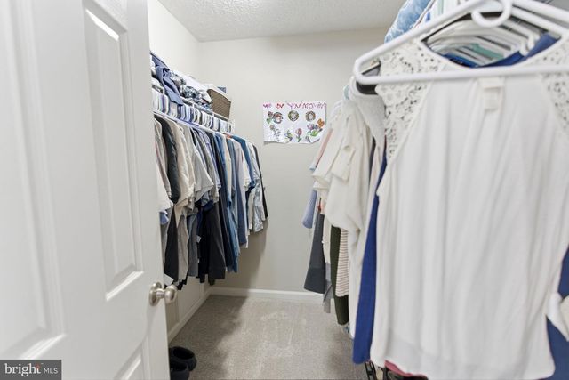 34 RENAISSANCE DR, Martinsburg, WV 25403