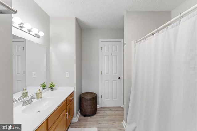 34 RENAISSANCE DR, Martinsburg, WV 25403