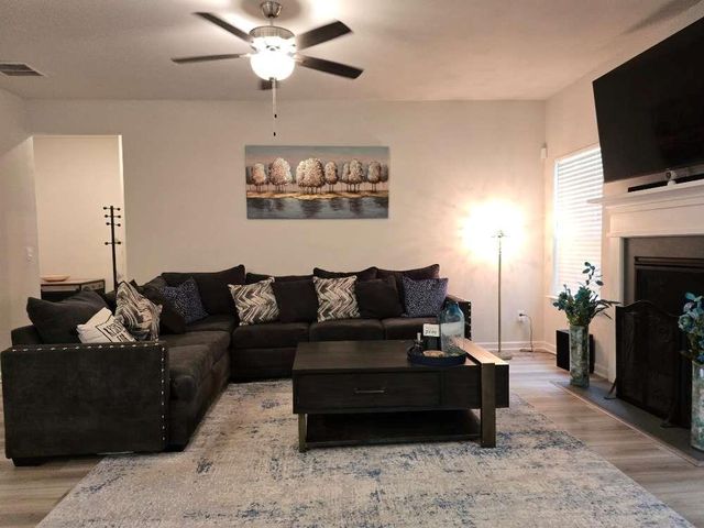 7789 Richmond Trail, Fairburn, GA 30213