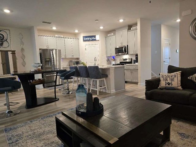7789 Richmond Trail, Fairburn, GA 30213