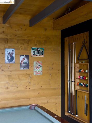 1799 1799 Pomona St, Crockett, CA 94525